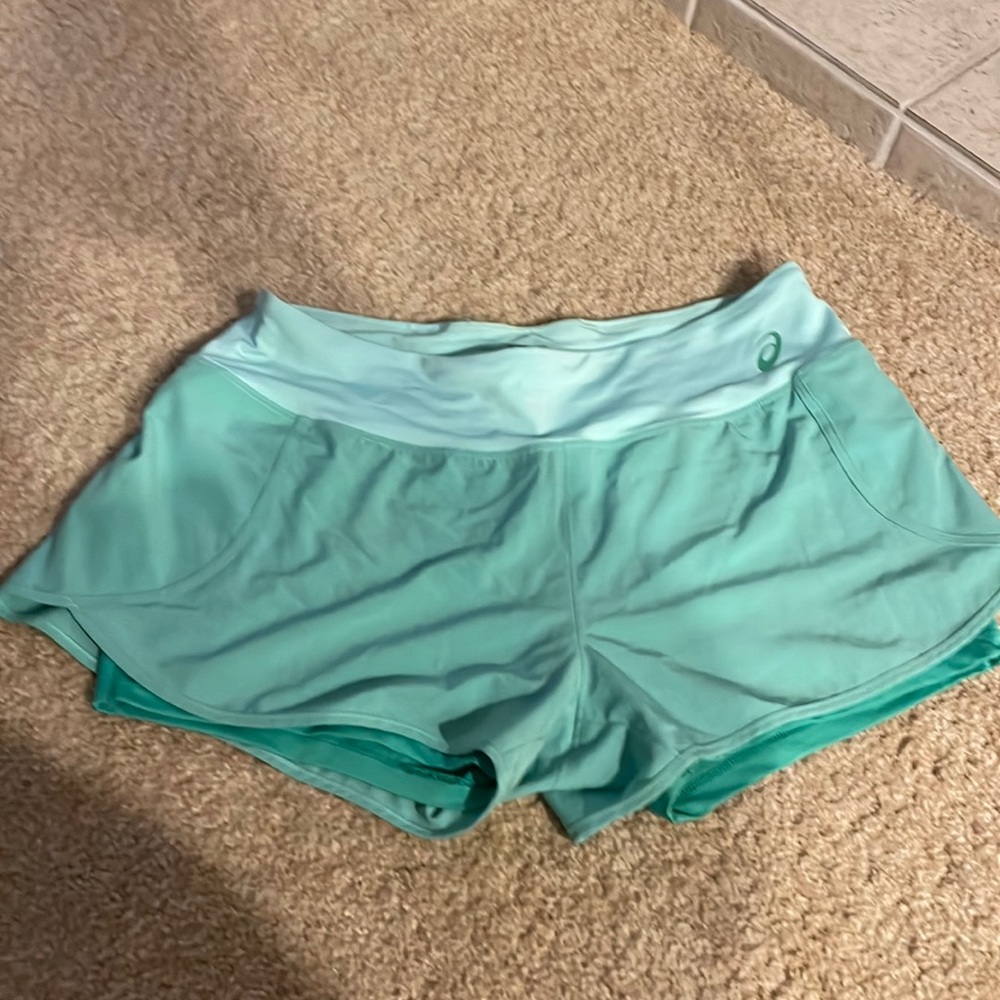 Asics - Teal workout shorts - size large